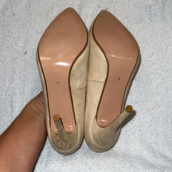 Womens heels  - Picture 4 of 4